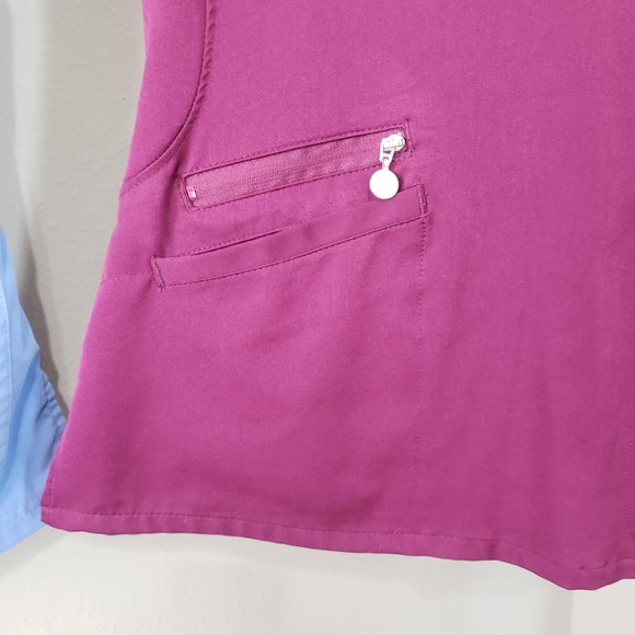 Beyond Scrubs Ceil Blue Wine Scrub Top Bundle XS - Picture 9 of 16